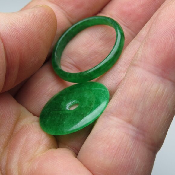 "Natural Baby Jade bangle +   FREE Jade Ring & Jade Donut 45mm" - Picture 3 of 3